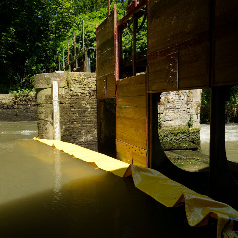 " Moulin de Pidoun 1400-luvun voiton palauttaminen | Rivière Aa - Joustava Water-Gate Cofferdam © WA-2850"